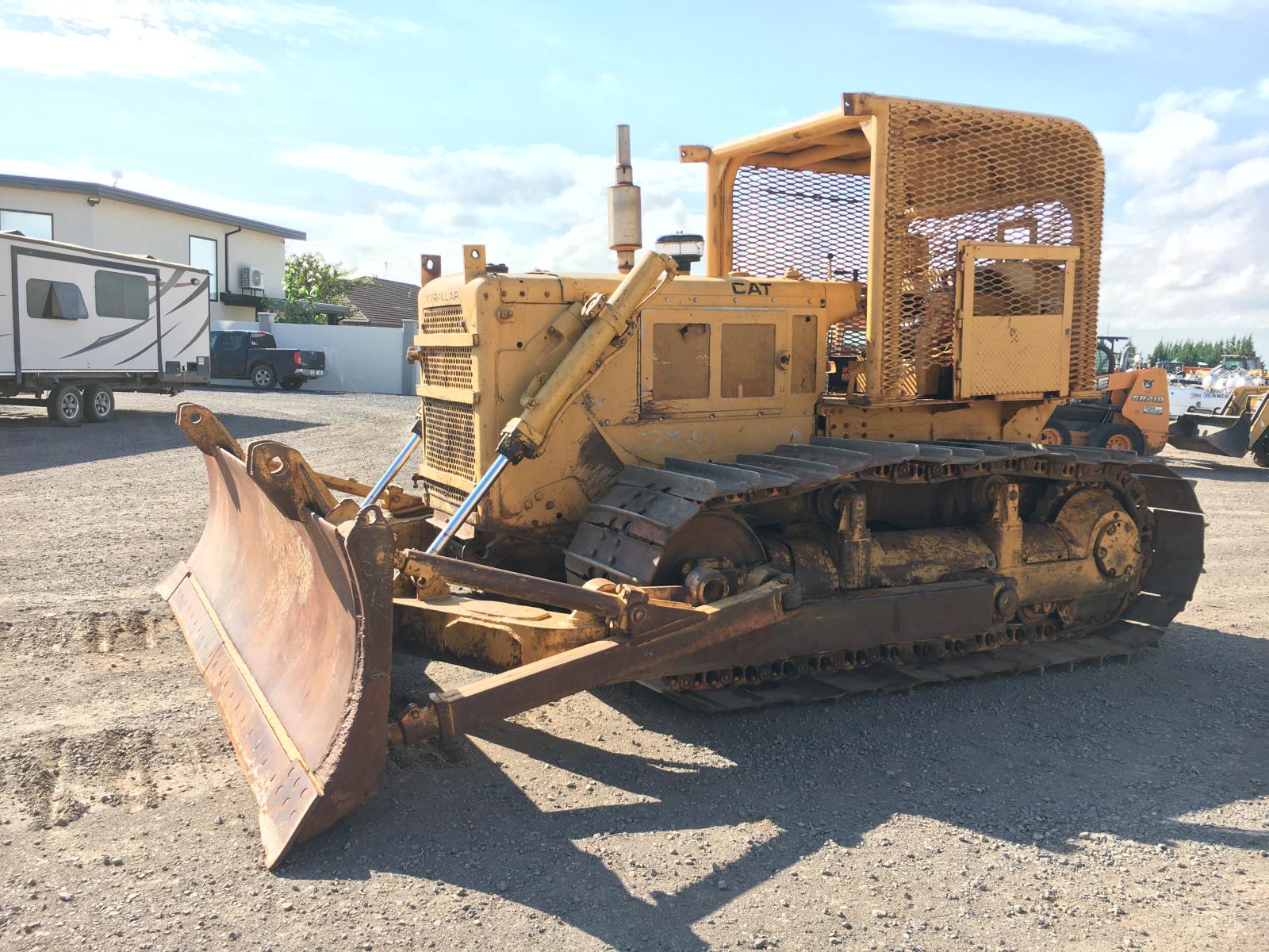 ./imagenes/INVOICE/2019/14427/BULLDOZER CAT_D6C (16).JPG
